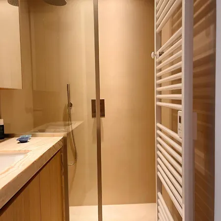 Modern New דירה קנוקה-הייסט