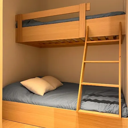 Modern New קנוקה-הייסט